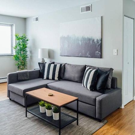 1Br Stylish Apartment, Perfect For Getaway - Oakdale 201 Чикаго Екстер'єр фото